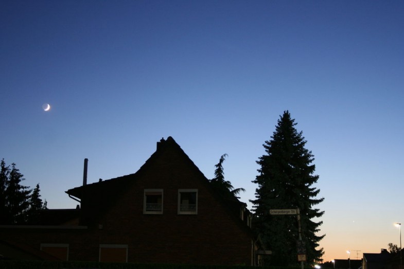 Abenddämmerung mit Venus und Mond 1024px Abenddämmerung mit Venus und Mond 1024px